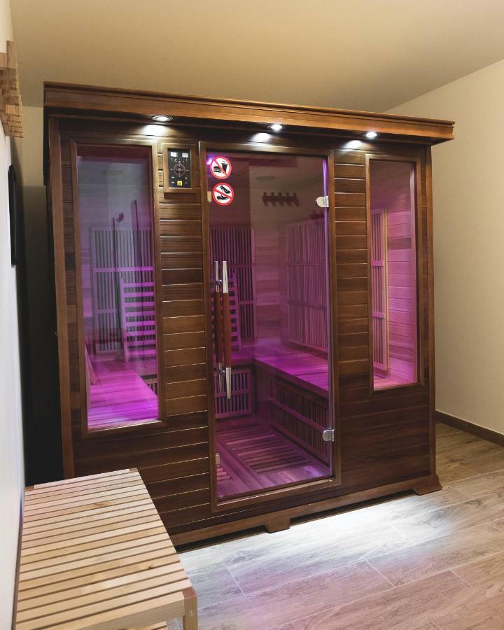 Au Chalet Des Quatre Saisons Ax-les-Thermes Buitenkant foto
